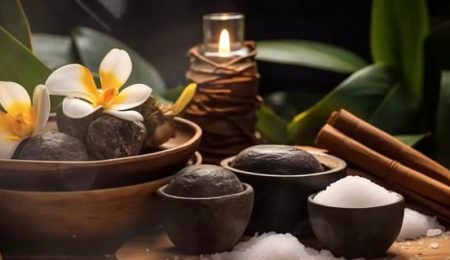 Thai massage by Namkhag