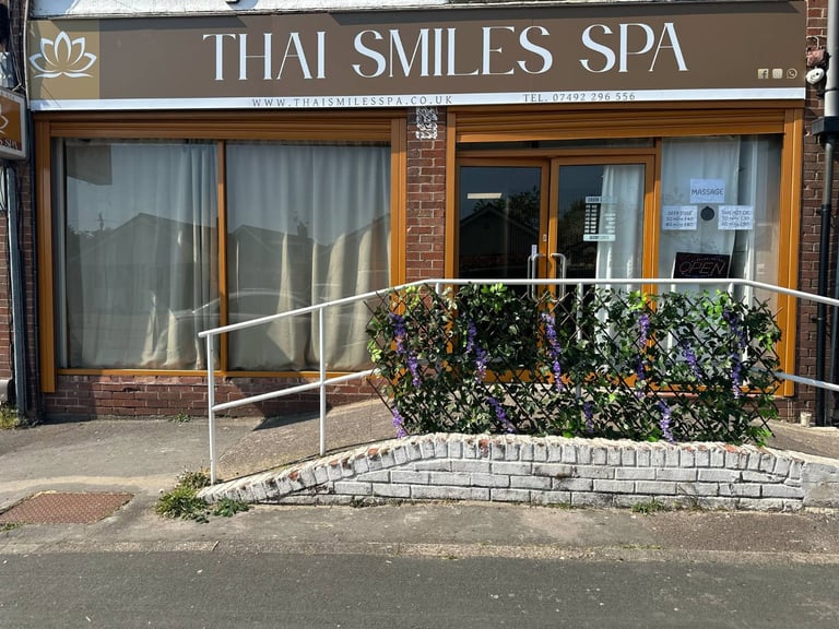 THAI SMILES SPA - Massage and Therapy at 5 Chelford Grove, Bristol, Patchway BS34 6DD.
