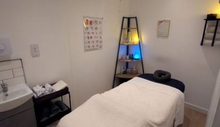 Sports, deep tissue & aromatherapy massage in Adel