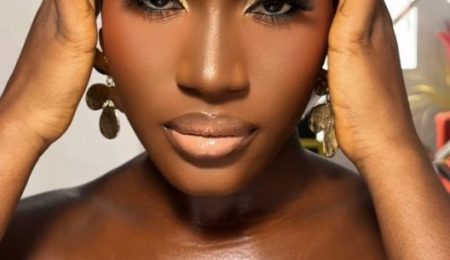 Makeup Artist - Available to travel