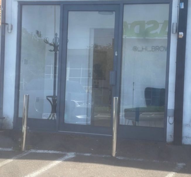 Beauty shop for rent