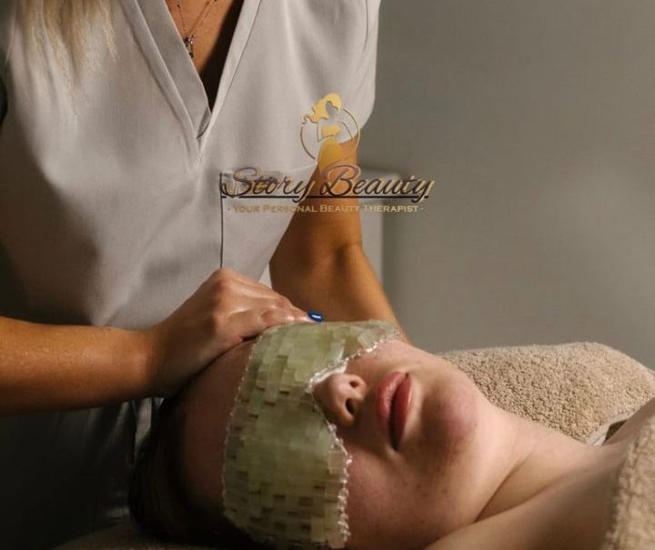 Hot Oil Massage Therapy, Waxing & Expert Massage Treatments–Relax, Heal & Glow🧖♀️💆♂️