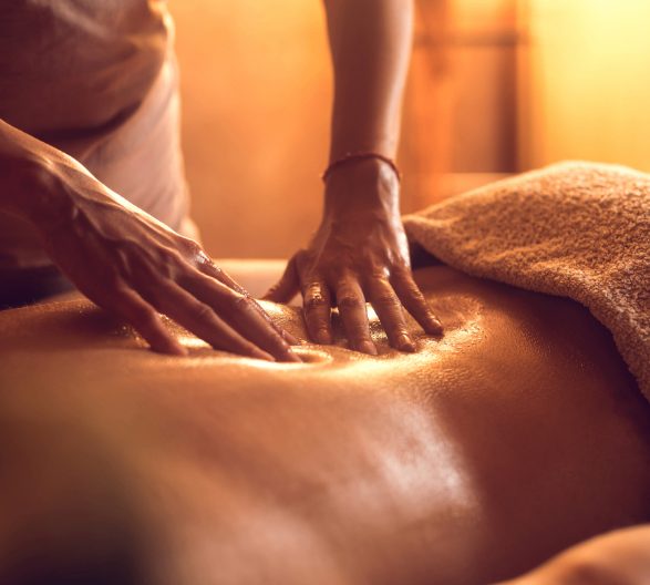 THERAPEUTIC FEMALE MASSAGE