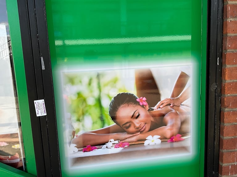 Deep tissue massage in Hatfield Town