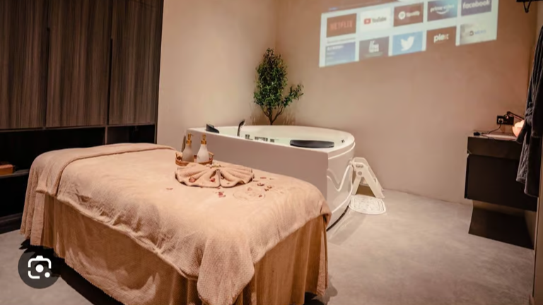 Looking for experience massage therapists Kilburn, London