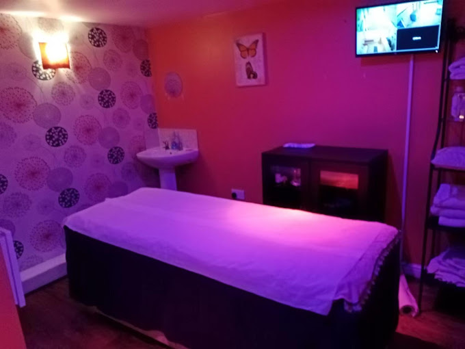 Lotus Asian Spa & Massage Full body Massage in Middlesbrough TS1 5JD